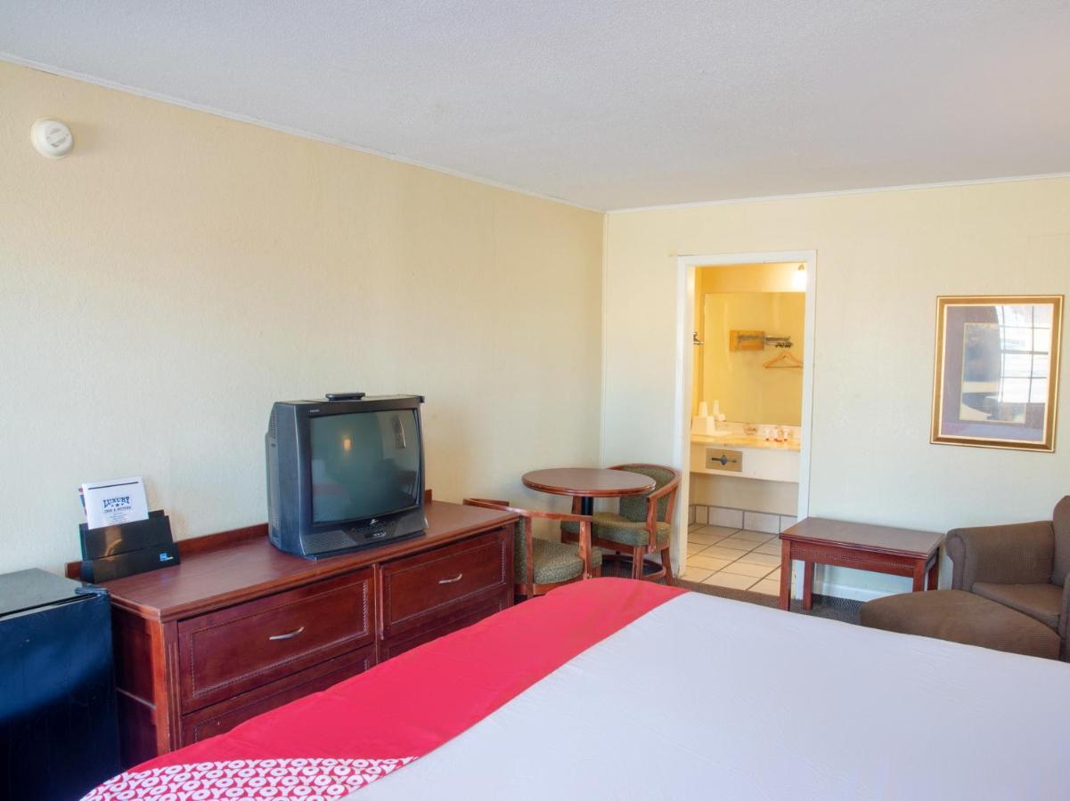 Rest Inn - Extended Stay, I-40 Airport, Wedding & Event Center Amarillo Eksteriør bilde